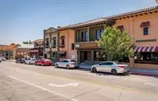 Cheese Cellar s Loft 1 Br apts by RedAwning 