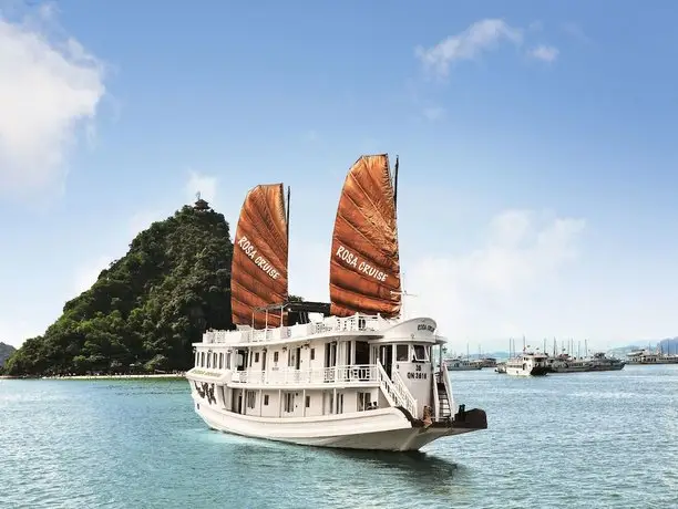 Rosa Cruise Halong 