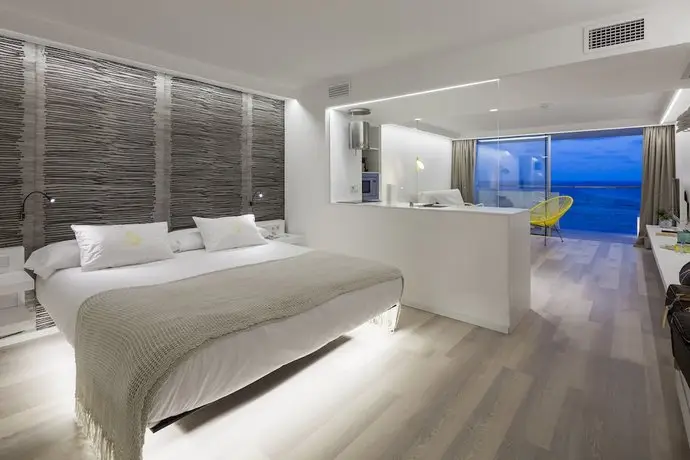 Sud Ibiza Suites 