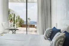 Mykonos Dove Beachfront Hotel 