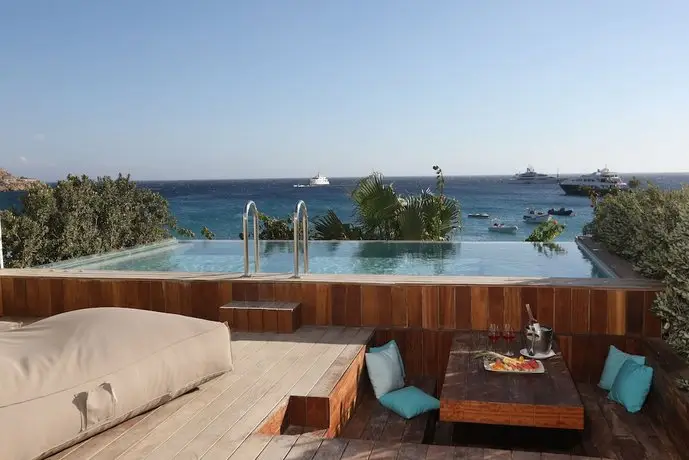 Mykonos Dove Beachfront Hotel 