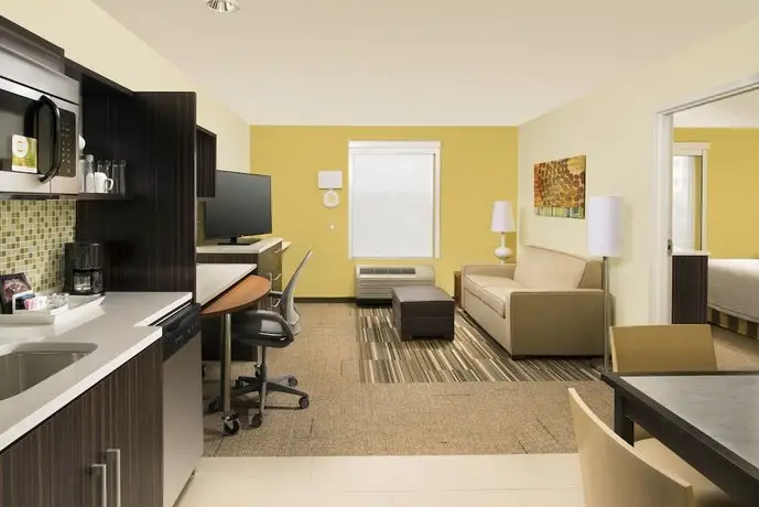 Home2 Suites by Hilton Denver International Airport 