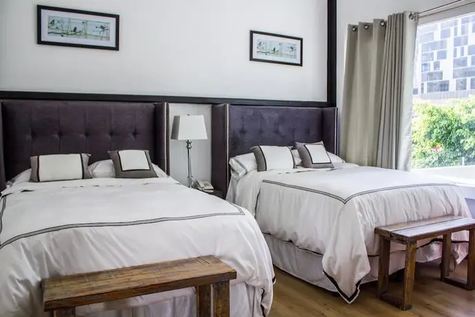 Meraki Boutique Hotel 