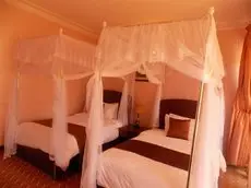 Entebbe Travelle'rs Inn 