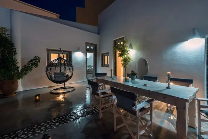 Nereids Villa Santorini 