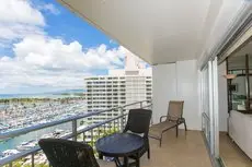 Marina Hawaii Vacations at the Ilikai Tower 