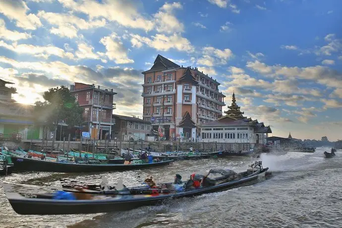 Thousand Island Hotel Inle Lake