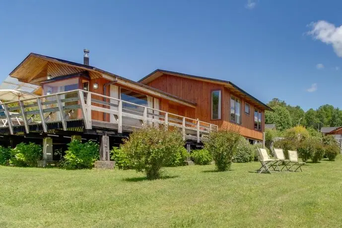 Casa Campestre frente al Lago Calafquen