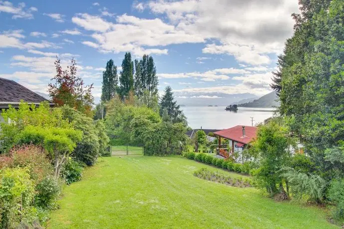 Casa Campestre frente al Lago Calafquen 