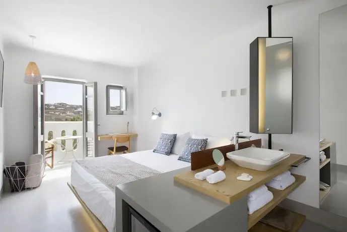 DreamBox Mykonos Suites 