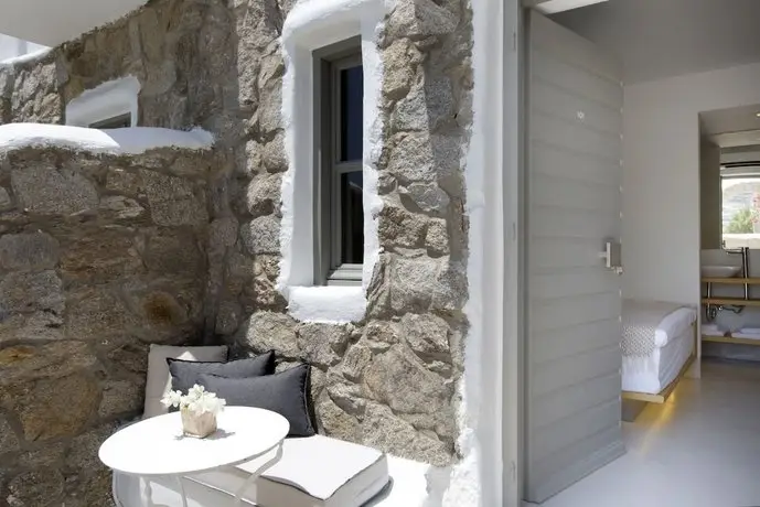 DreamBox Mykonos Suites 