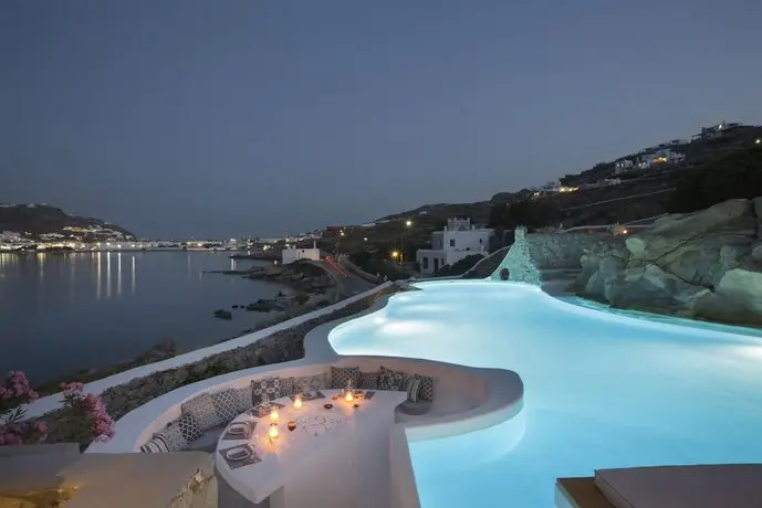 DreamBox Mykonos Suites 