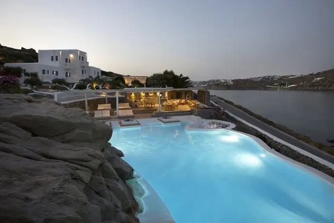 DreamBox Mykonos Suites 