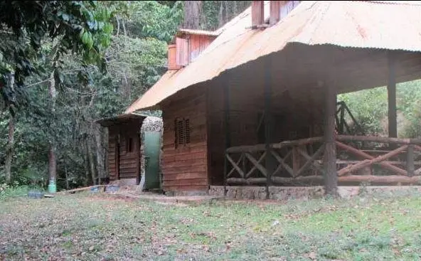 Ebano Verde Waterfall and Ecolodge