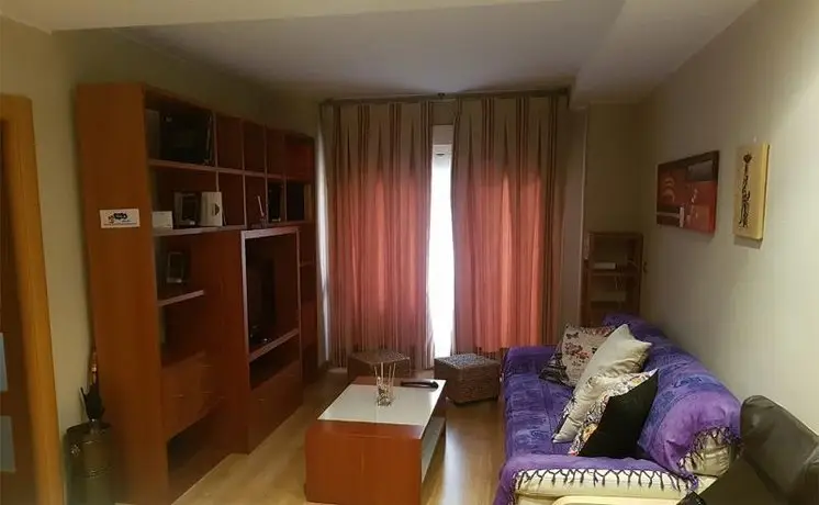 Apartamentos Dos Torres - Reina