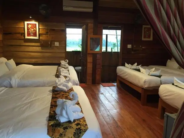 Phoxay Ngam Resort 