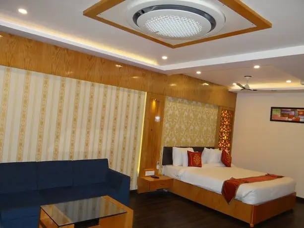 Hotel Tridev Varanasi 