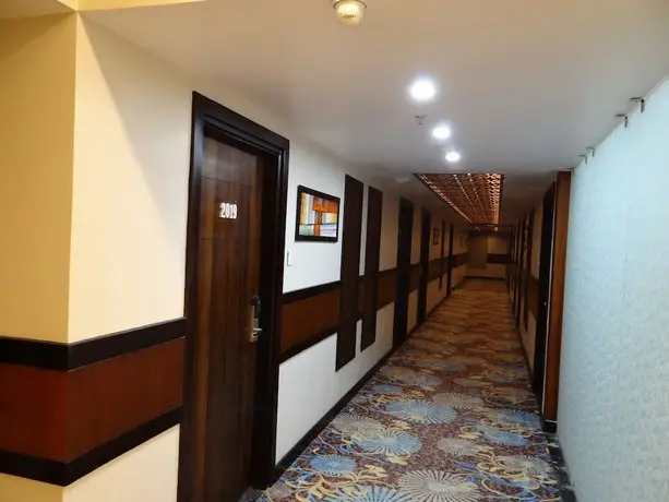 Hotel Tridev Varanasi 