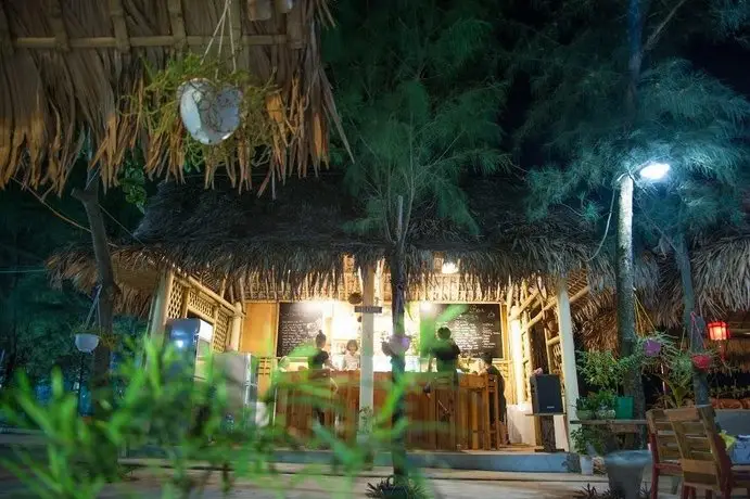 Tiki Hostel Dong Hoi