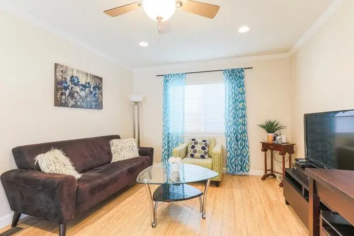 Lemon Lime 2BR/1BA