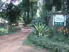 Plaas Guest House 