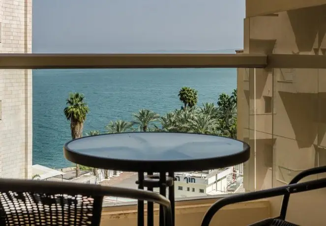Luxury Suite by Sea of Galilee 