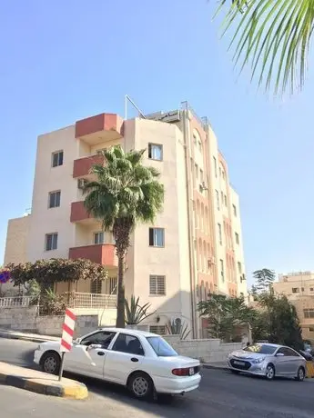 Sami Apartments 