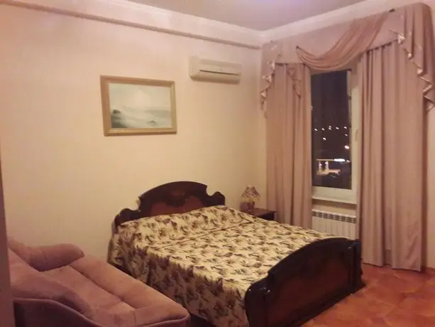 Guest House na Rodnikovoy 