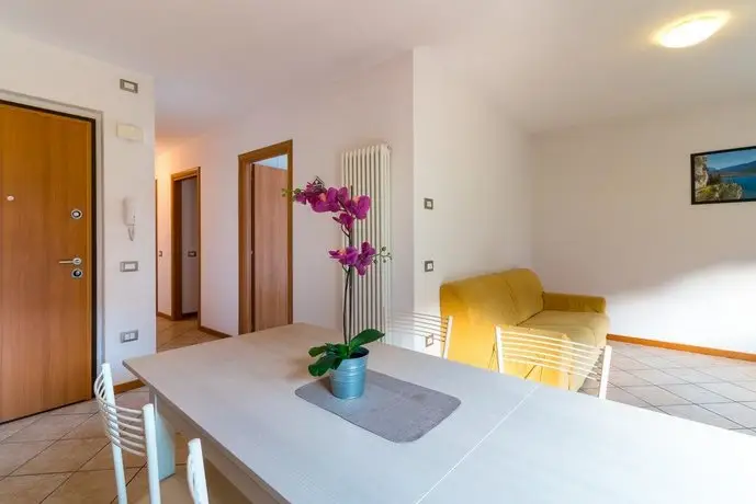 Villa Orange Riva del Garda