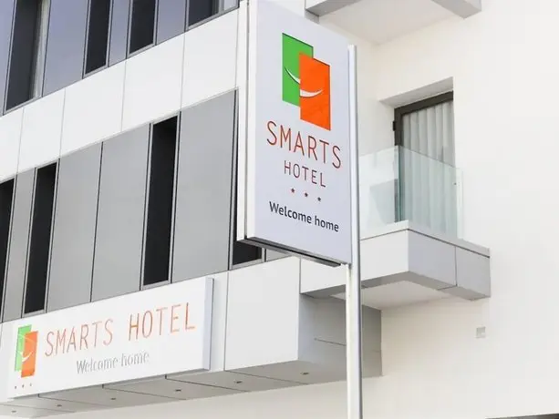 Smarts Hotel