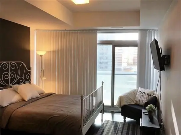 New One Bedroom Condo Downtown-CN TOWER 