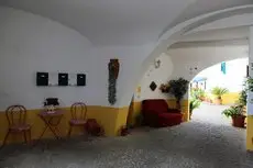 Relaxante apartamento de 1 quarto num patio tradicional 