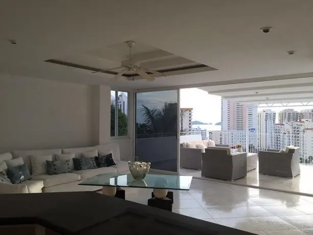 Pent House Condo in Acapulco