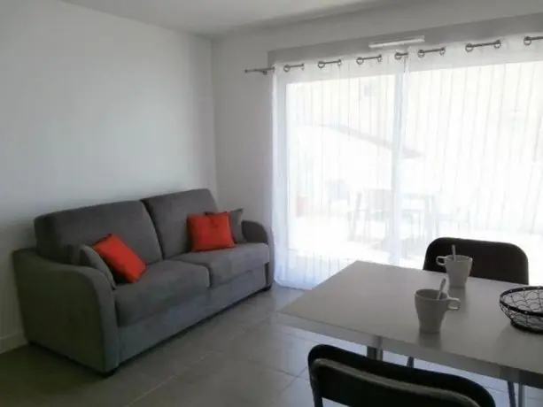 Rental Apartment Cinq Cantons