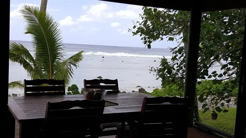 Coral Beach Bungalows Rarotonga 