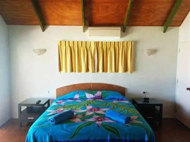 Matenga Beach Bungalows 