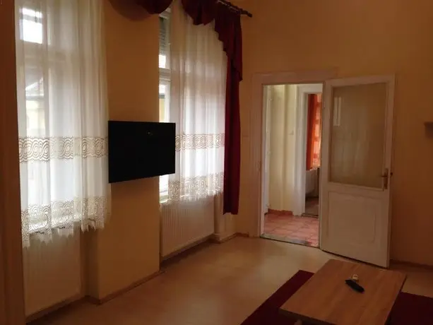 Peterfia Apartman 