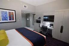 Best Western Premier Historic Travelers Hotel Alamo/Riverwalk 