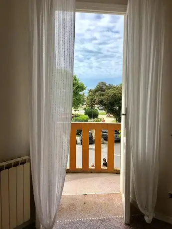 Villa Vittoria Marina di Pietrasanta Pietrasanta