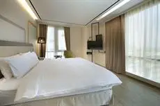 Uinn Business Hotel-Shihlin 