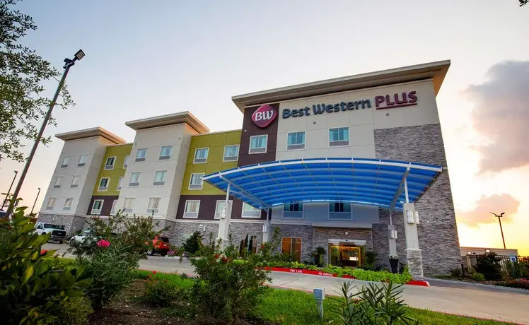 Best Western Plus Pasadena Inn & Suites