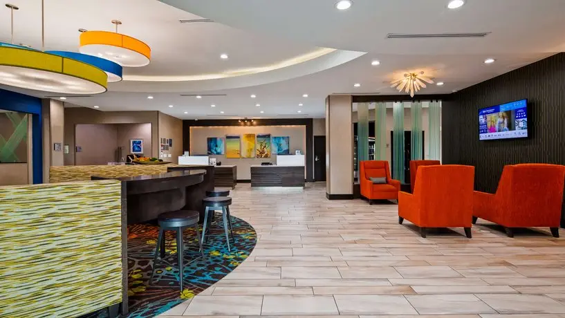 Best Western Plus Pasadena Inn & Suites