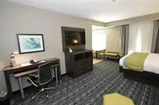 Best Western Plus Pasadena Inn & Suites 