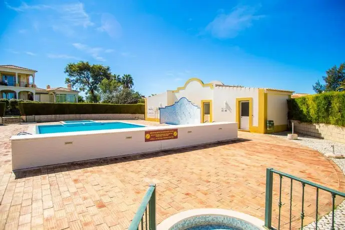 2 Bedroom Apartment On Gramacho Golf Course Carvoeiro