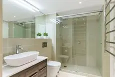 Sydney CBD Fully Self Contained Modern 1 Bed Apartment 112MKT 