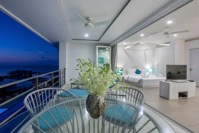 UniQue Sea View Apartments 