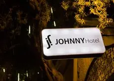 Johnny Hotel 