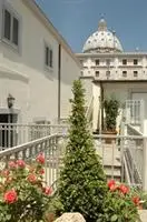 L'Angolo Di San Pietro Rome 