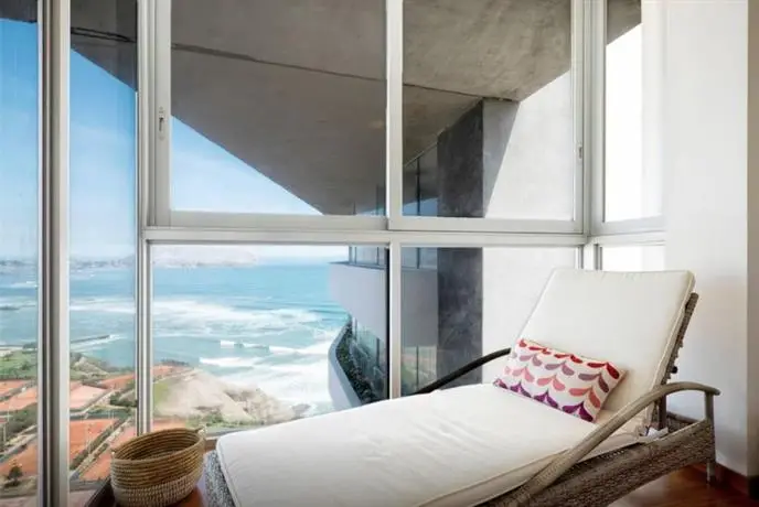 The Best Ocean Front Penthouse in Lima 
