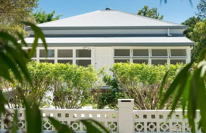 Lena's Beach House Byron Bay